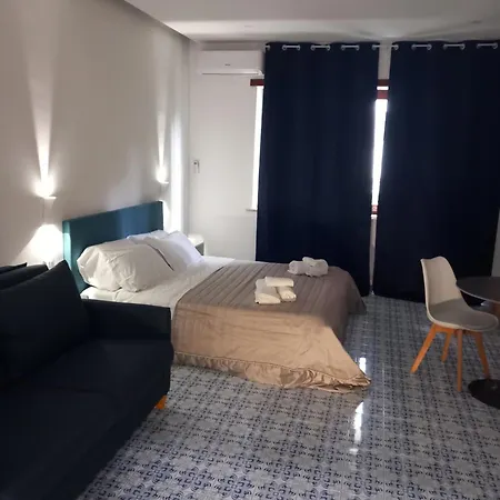 La Dolce 住宿加早餐酒店 3*